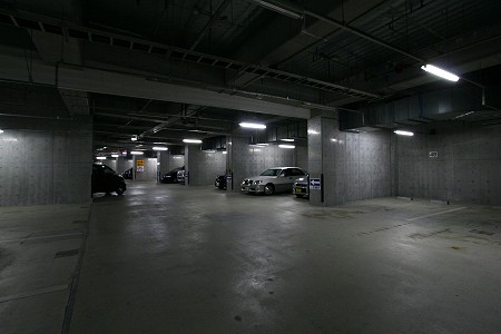 地階駐車場